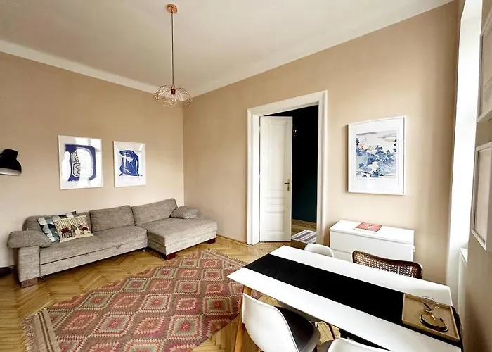 Apartamento Ruhige & Grosse Altbauwohnung 7min Zum Zentrum *